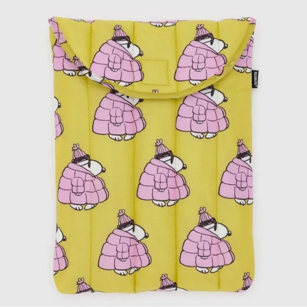 Baggu 13”/14” laptop case - Snoopy Puffer Jacket Pink Limited Edition